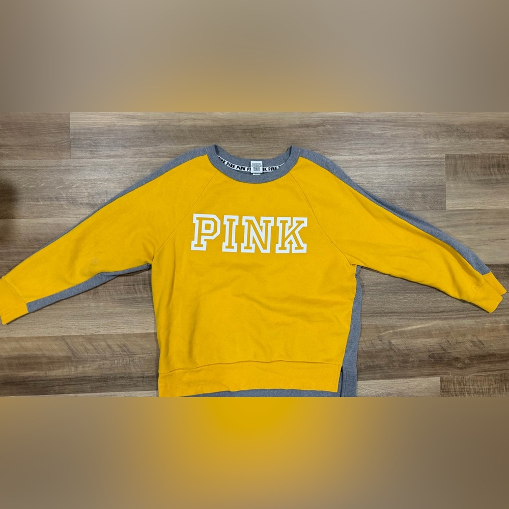 Victoria's Secret PINK Yellow and Gray Crewneck Size Medium